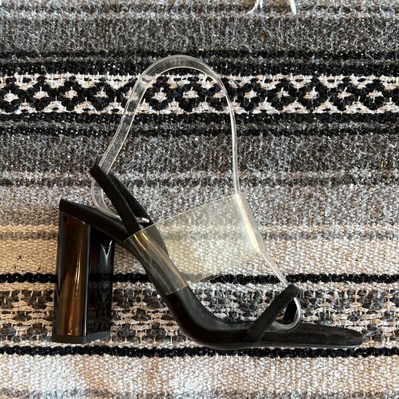 Zara vegan suede / clear plastic, 3 strap, 4’ black heels - Picture 12 of 12
